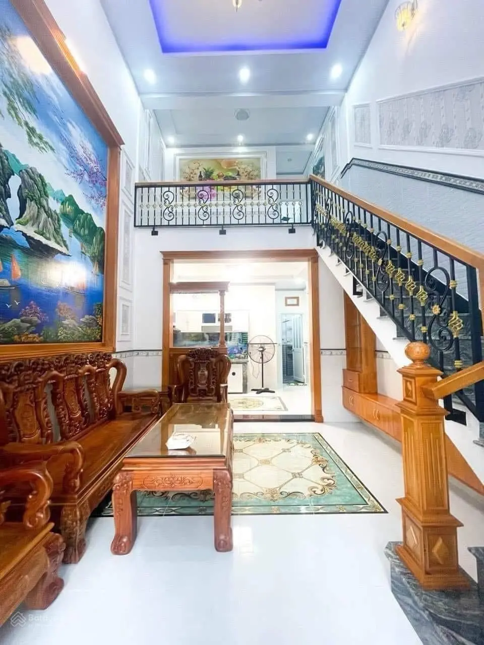 Bán nhà đẹp sổ chung mới hoàn thiện ngay ngã ba Ông Xã - TP Dĩ An - Bình Dương. DT: 50m2