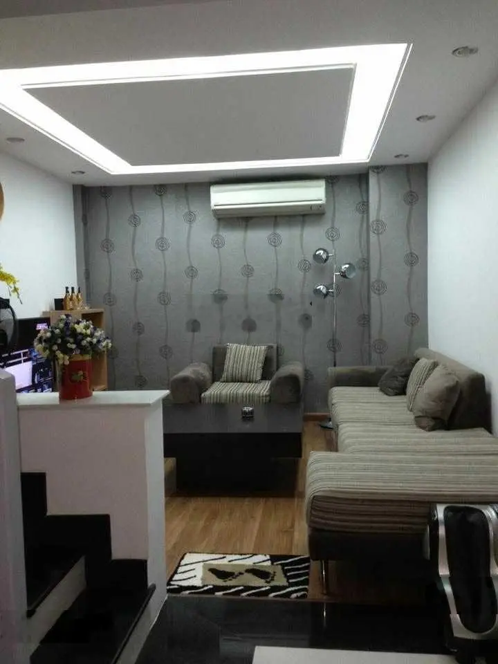 Hẻm xe hơi quay đầu, 5 tầng sát mặt tiền Huỳnh Văn Bánh, DTSD 200m2, 11.8 tỷ