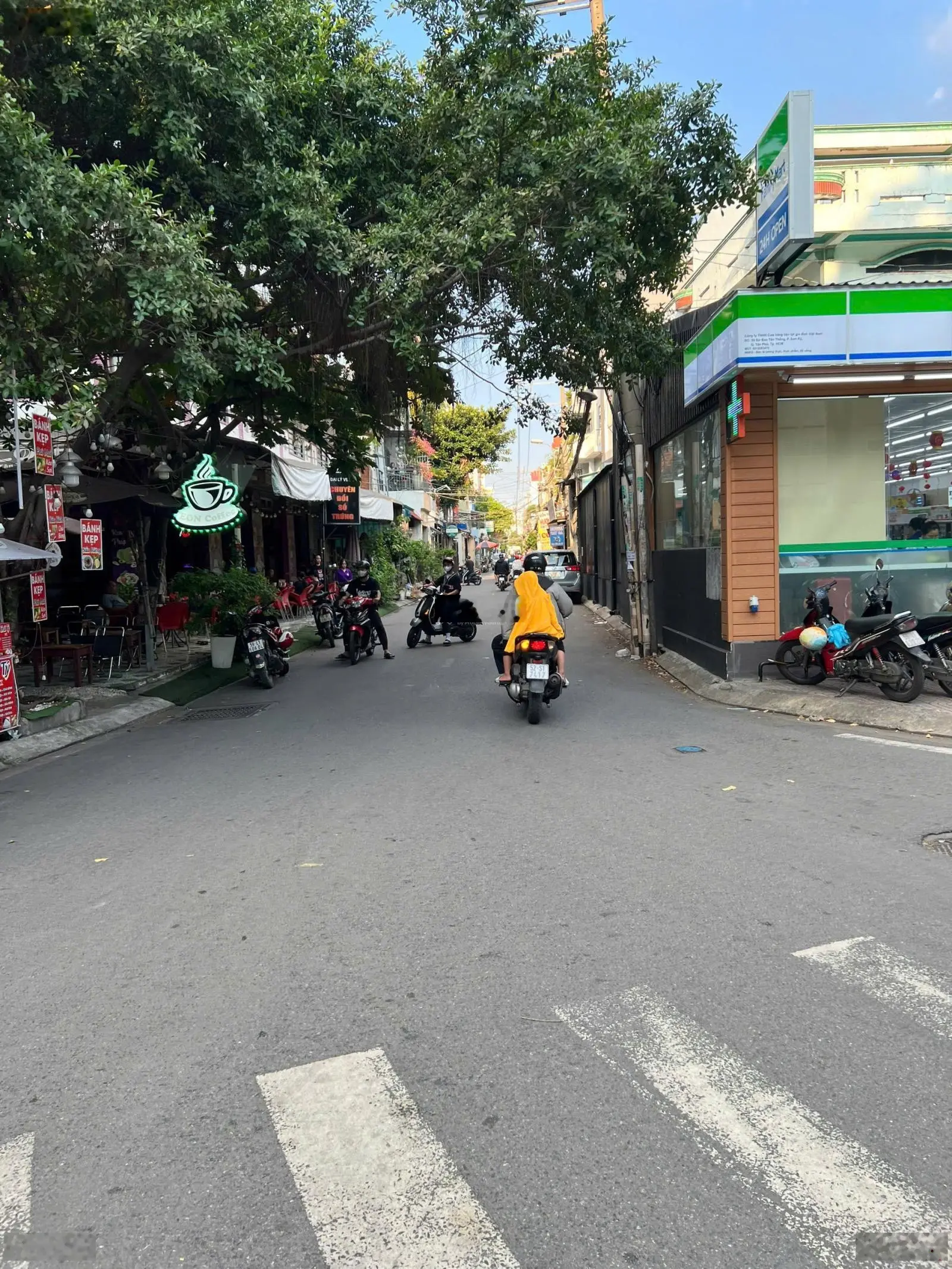 Góc Mặt tiền kinh Doanh 30 Đỗ Nhuận 4x18m cấp 4