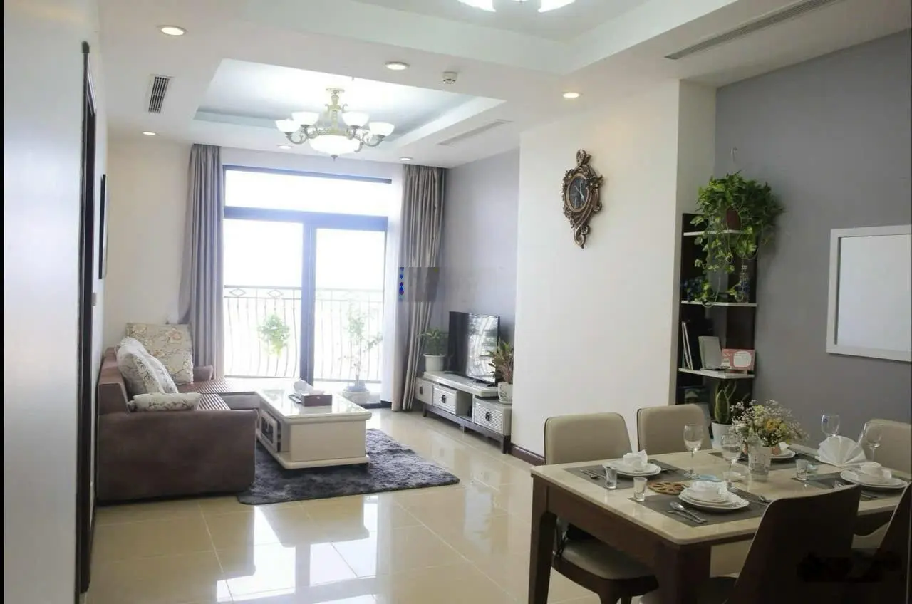 Chính chủ cần bán căn hộ 107m2 tại tòa Royal City, 2PN 2WC. Giá 7,8 tỷ