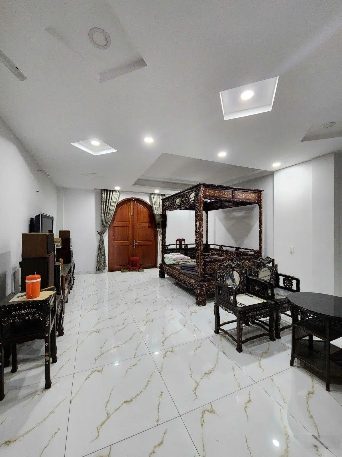 Bán biệt thự vip 125m2, 7 tầng có thang máy đẳng cấp. MT kinh doanh 5m Đ. Lê Tuấn Mậu Q6 chỉ 25 tỷ