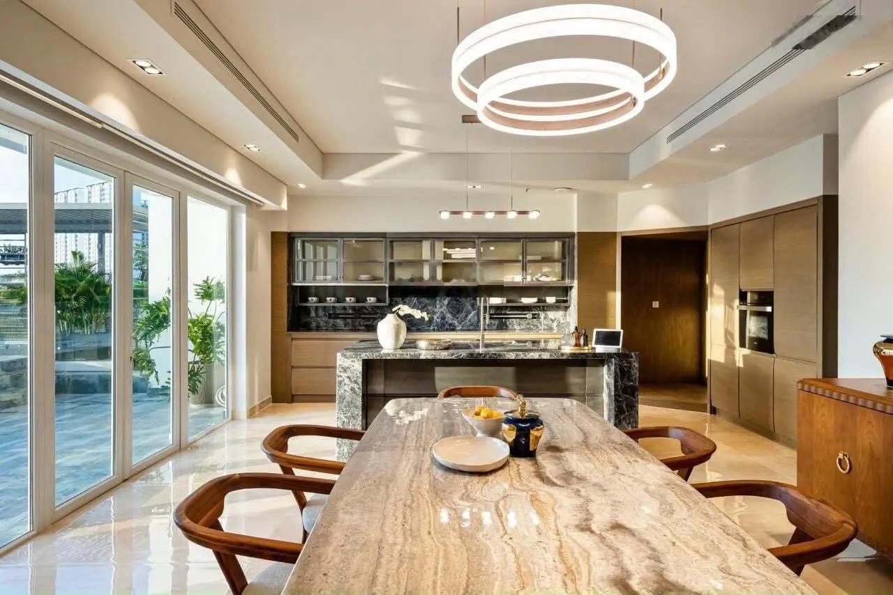 Bán nhà mặt tiền khu biệt thự ven sông quận 7 - 5 tầng - 5x18m - giá bán 23 tỷ