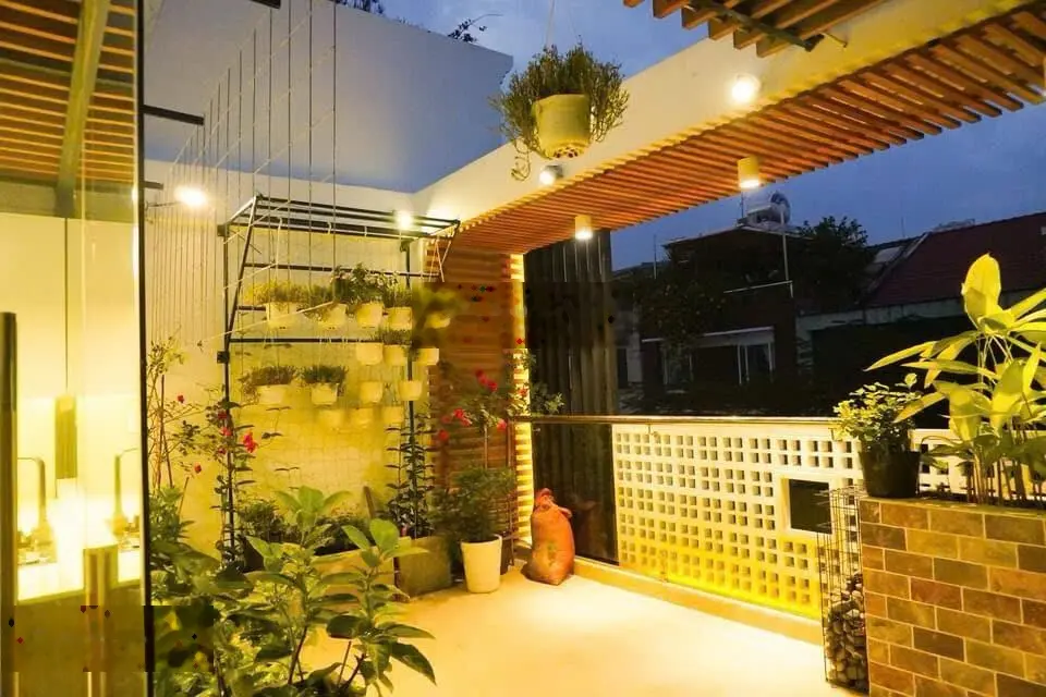 Bán căn R4-79 Hưng Gia, mt 6m, 1 hầm, 1 trệt 4 tầng, có thang máy, dòng tiền trên 70 tr/th