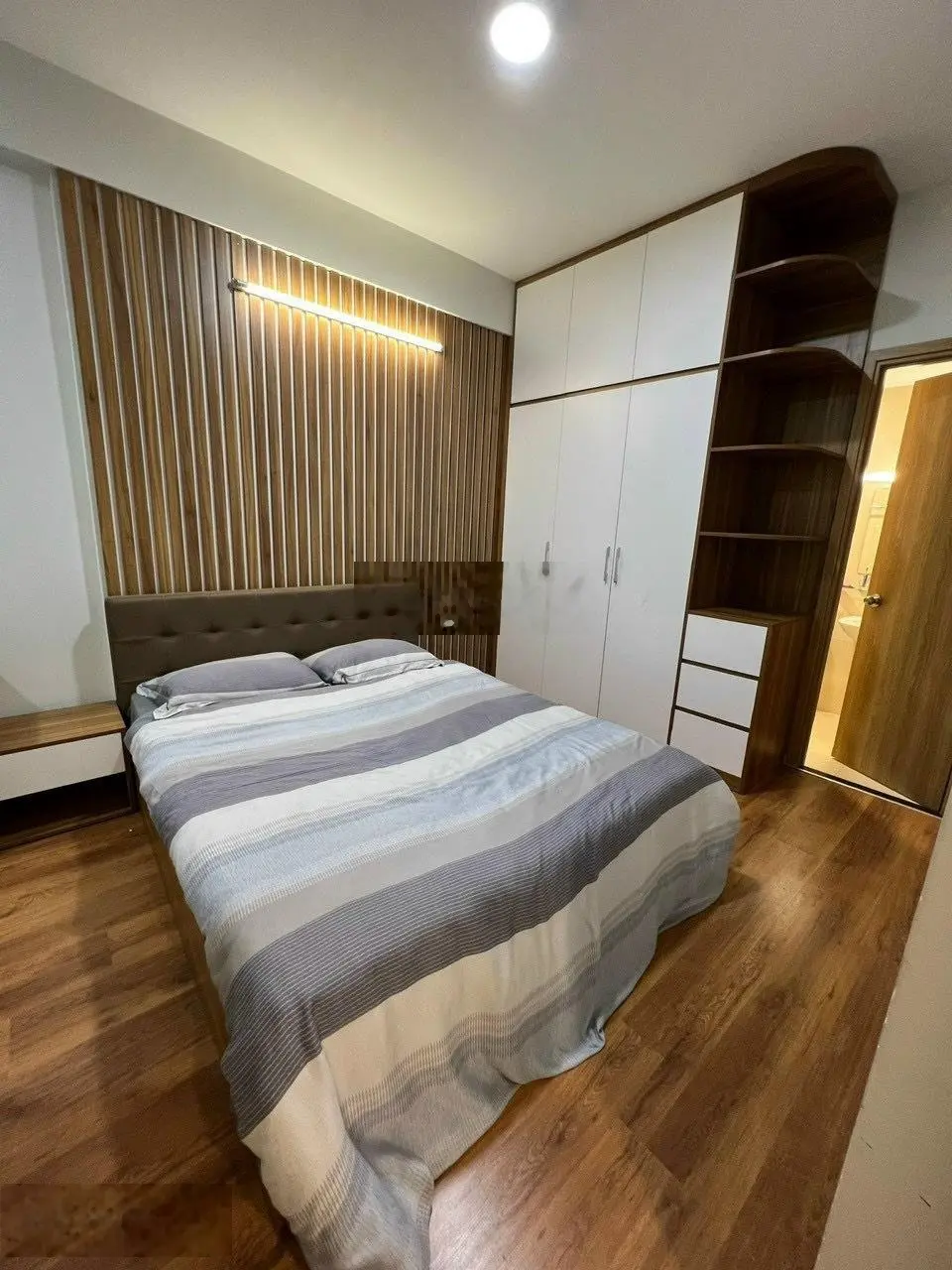 Bán CHCC Carillon 1, Q. Tân Bình, DT 85m2, 2PN, 2WC nhà đẹp giá 4,3 tỷ, có sổ. LH 0903 318 *** Minh