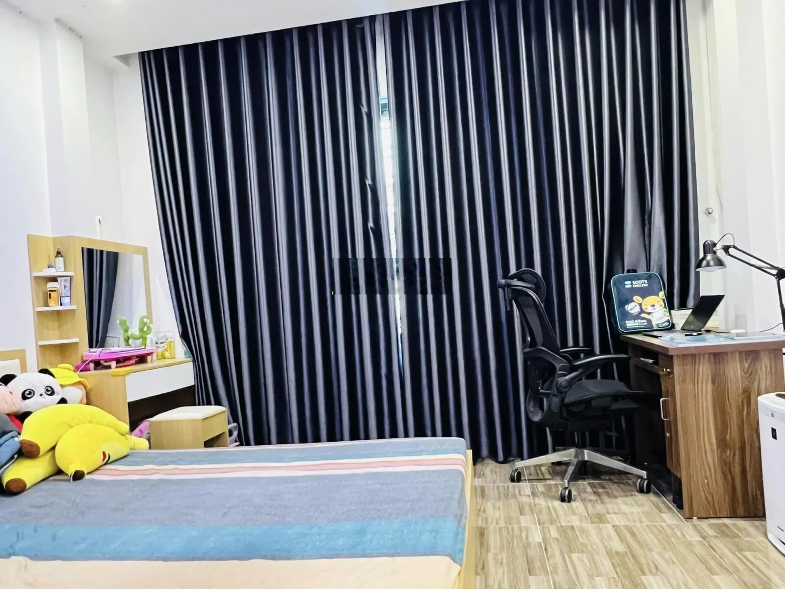 Nhà dân xây 3 tầng tại Sở Dầu, Hồng Bàng 47m2, ô tô đậu cửa chỉ khoảng 3 tỷ x