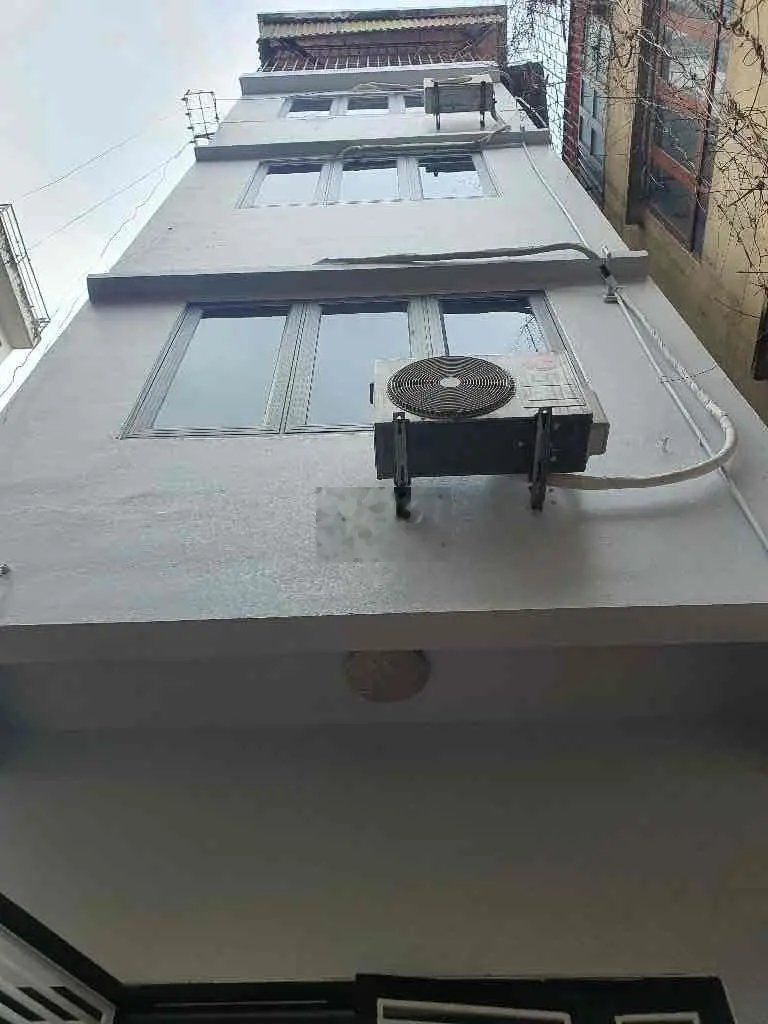 Bán nhà phố Khâm Thiên - ô tô tránh cách 20m - 5 tầng. Giá: 4,65 tỷ