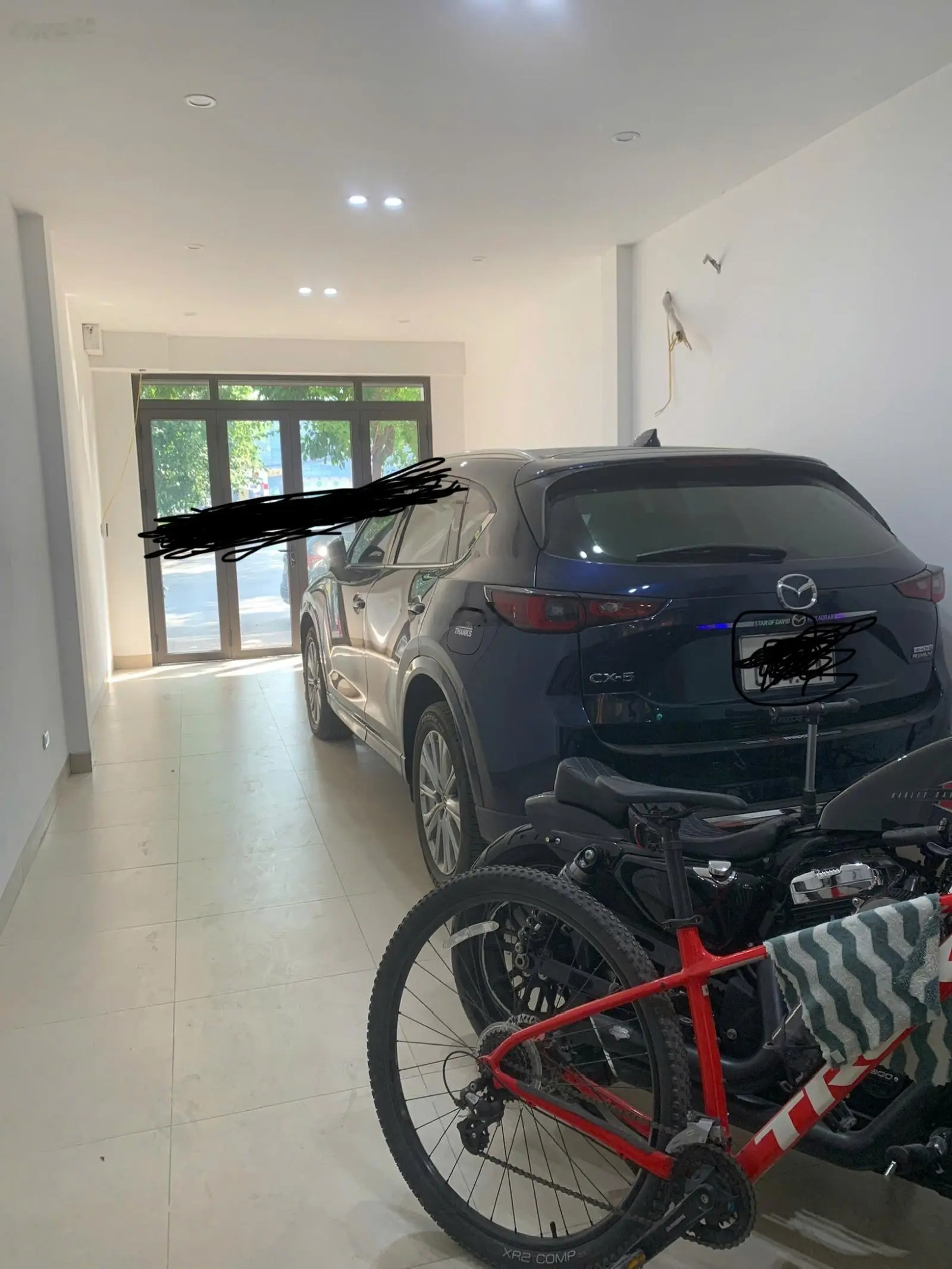 Mặt phố Đền Lừ diện tích 55m2 7 tầng thang máy full nội thất vị trí đẹp, kinh doanh đỉnh*20,8tỷ TL