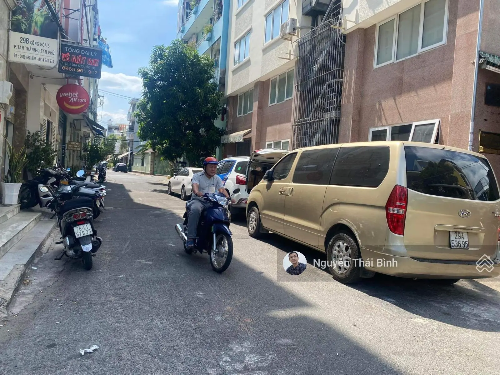Măt tiền kinh doanh đỉnh, lô góc 2 mặt tiền, kết cấu 5 tầng btct, thang máy 320kg, đường xe tải