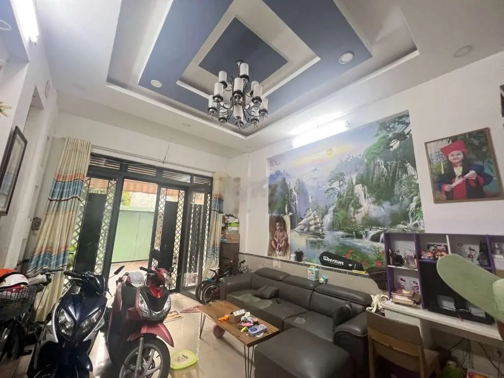 Bán nhà linh đông vị trí đẹp pháp lý rõ ràng nhà đẹp nhà mới
