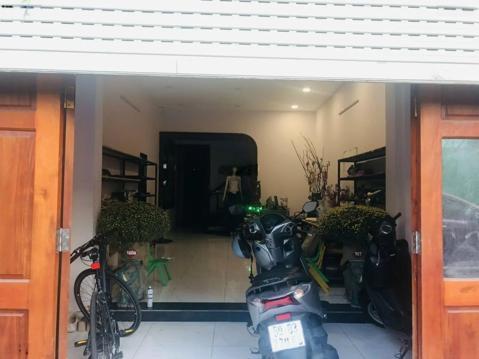 Bán gấp hẻm 6m thông Âu Cơ, DT 4.2 x 19.5m, đúc 3.5tấm, giá chỉ 8.6 tỷ TL