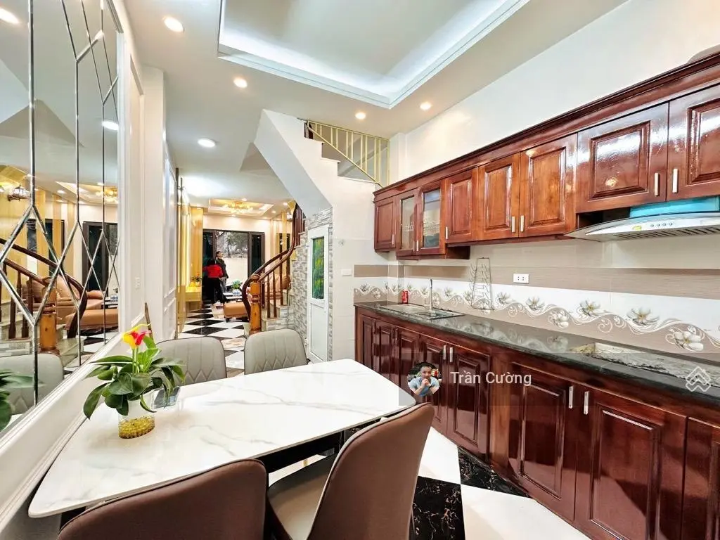 Bán nhà ngõ 281 Trương Định, Hoàng Mai, gần phố, full nội thất, 35m2, 6.5 tỷ