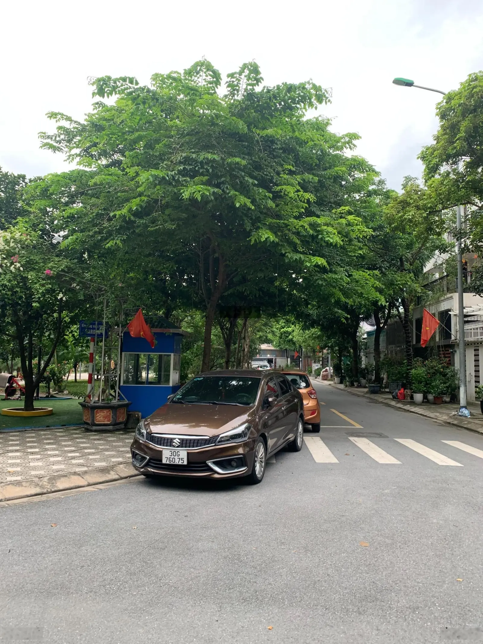 Cần bán nhanh căn liền kề biệt thự lô góc siêu đẹp115- 135-180m2 KĐT Xuân Phương Tasco Foresa villa