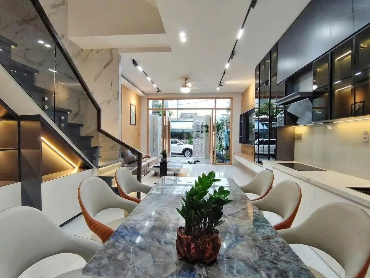Nhà 3 tầng mới keng siêu đẹp. Hòa Minh - Liên Chiểu