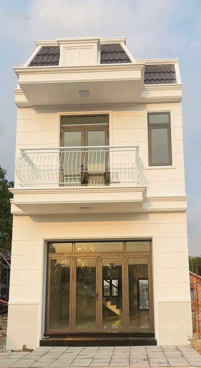 Bán shophouse đẹp tại Hùng Vương, An Điền, Bến Cát, Bình Dương, 2,9 tỷ, 80 m2