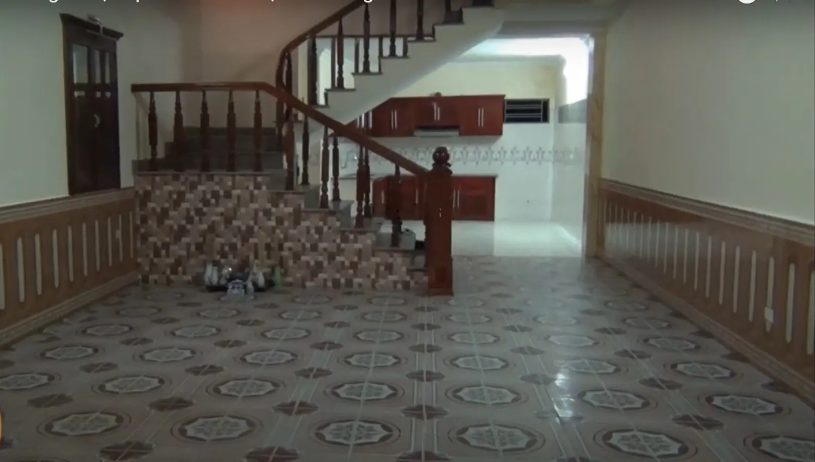 Bán nhà mặt đường số 71 khu phố Đông Thái thị trấn Vĩnh Bảo. 105m2, rộng 4.75m. Liên hệ chính chủ