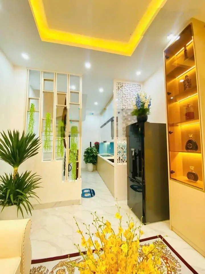 Bán nhà Nguyễn Công Trứ 30m2 - 5T 5.5 tỷ gần hồ Gươm