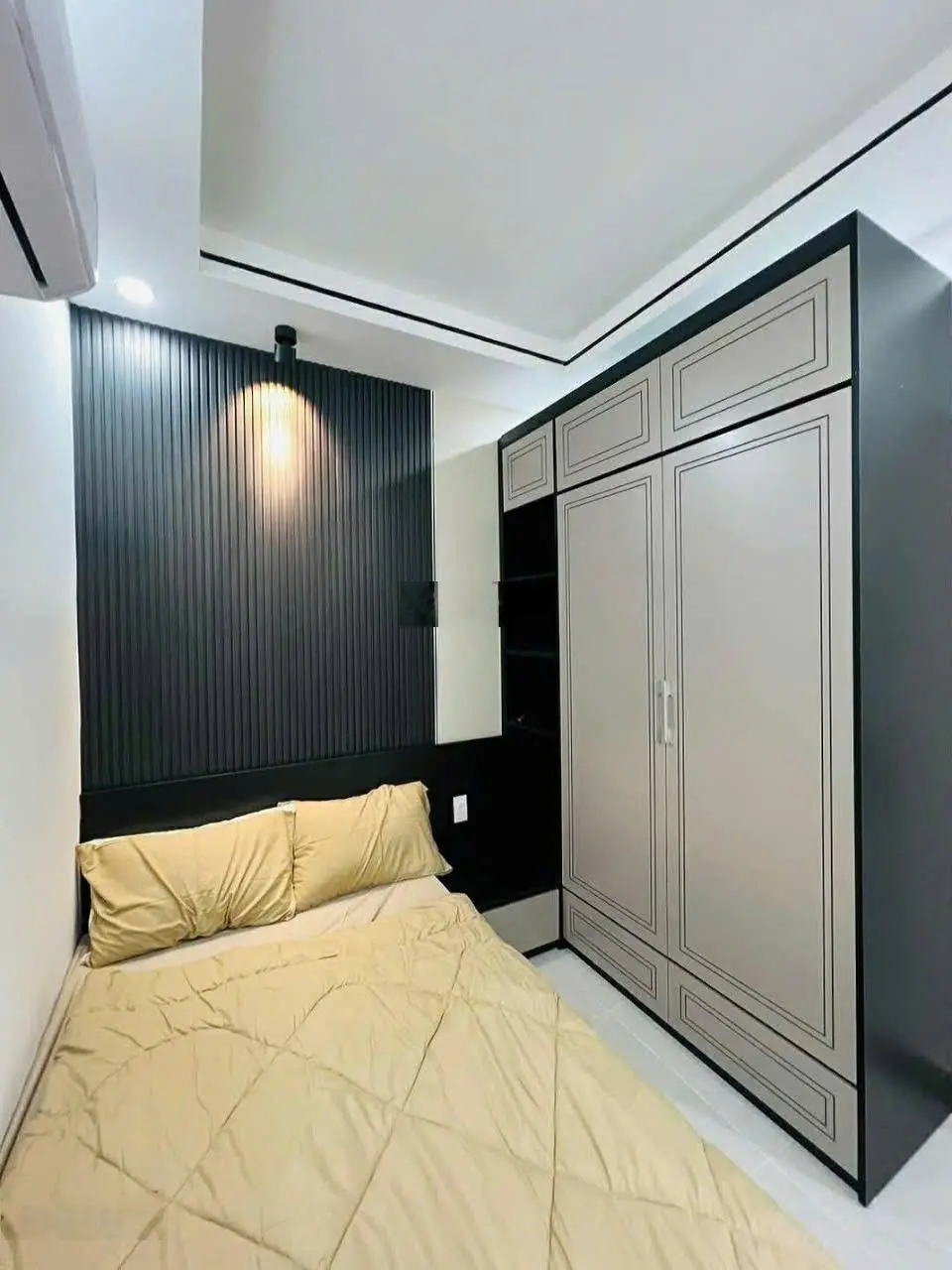 Nhà đẹp 50m2, 2 tầng, 3 phòng ngủ ( có phòng ngủ dưới) , gần biển 200m ,thanh khê