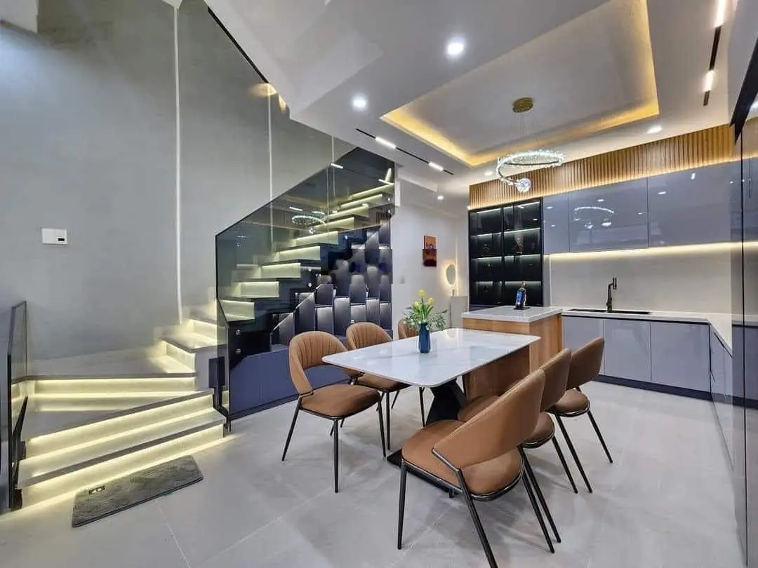Tôi cần bán nhà Bùi Văn Thêm, Phường 9, Quận Phú Nhuận - Giá:4tỷ25/65,5m2 (4,2x15,6m) pháp lý chuẩn