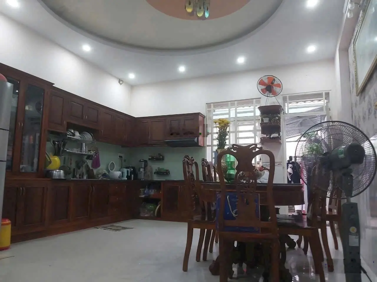 Bán Nhà TTHC TP- Dĩ An - BD Nhà 1trệt 2 lầu, dân xây ở chắc chắn Diện tích 135m thổ cư