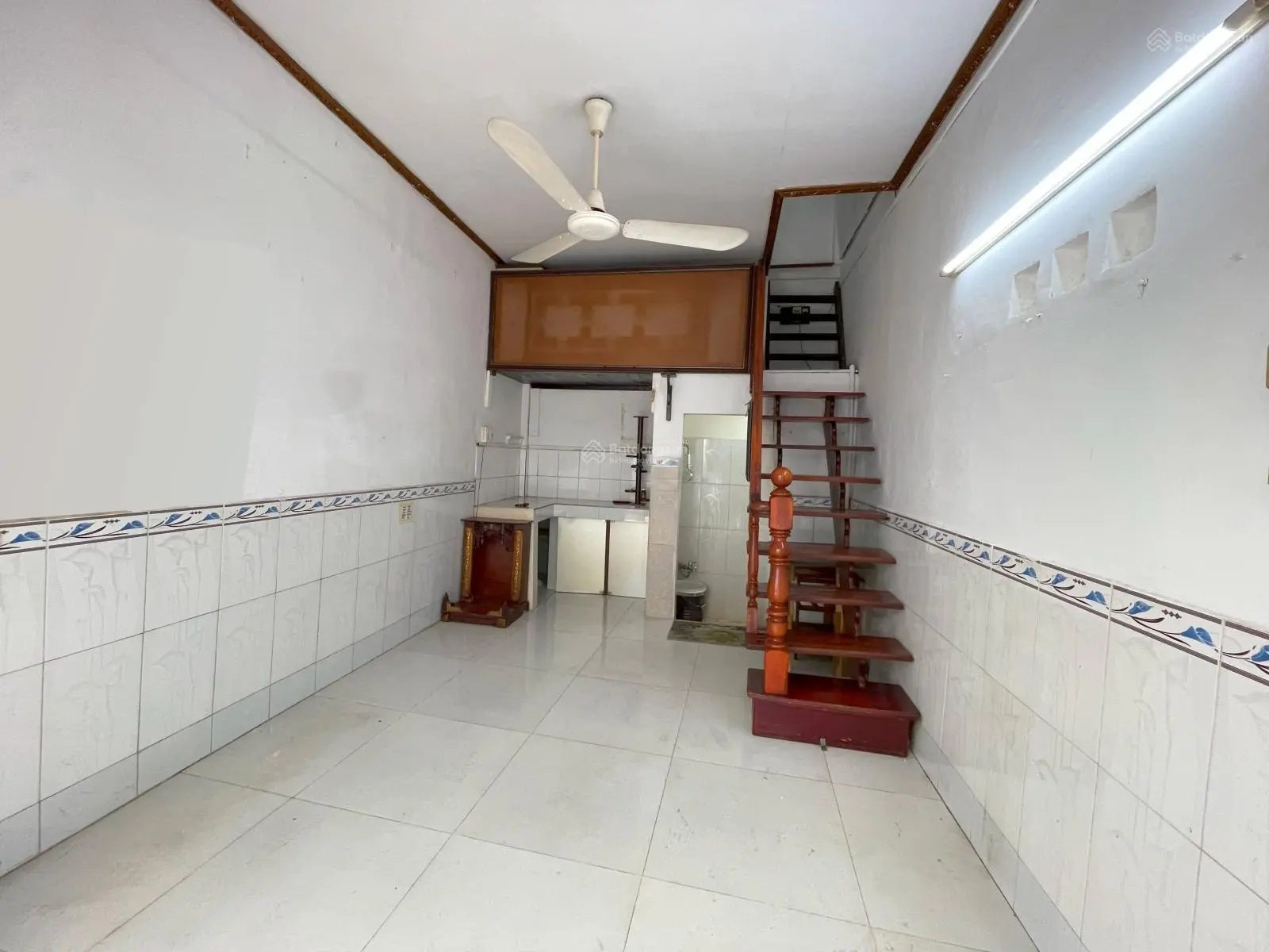Chỉ 2,38 tỷ nhà 3 tầng hẻm 3m hoàng diệu q.4 qua quận 1 chỉ 300m