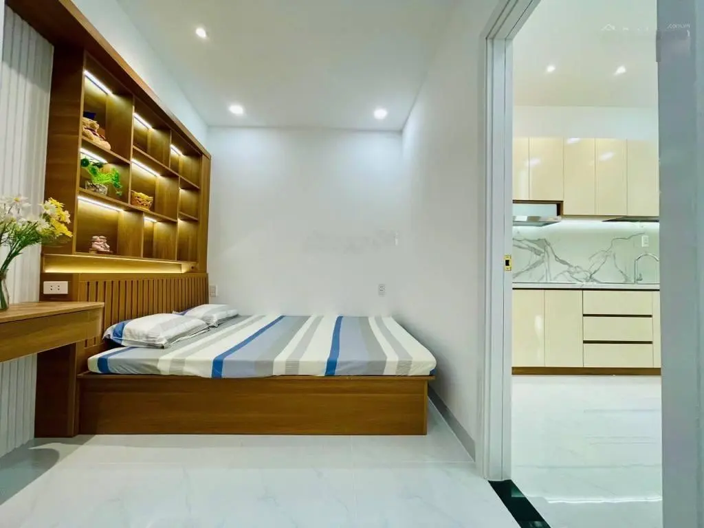 Bán nhà riêng tại đường Nguyễn Minh Hoàng, Tân Bình - DT: 40m2. Đang cho thuê 12tr/th