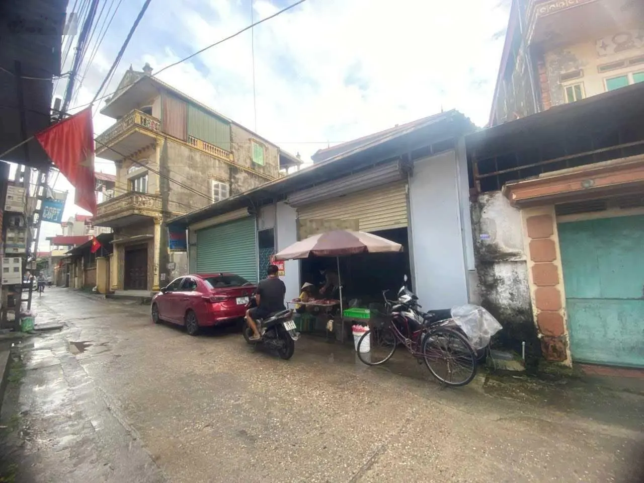 Bán mảnh đất trục chính thôn vị trí siêu đẹp kinh doanh sầm uất, lô 2 mặt tiền