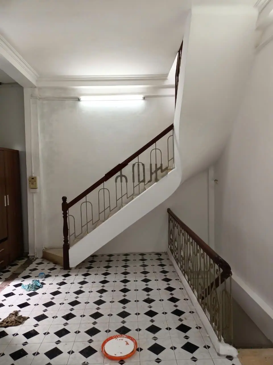 Bán Nhà Ngõ 282 Khâm Thiên, 10m Ra Phố, Ngõ Đẹp, DT: 25m, 4 Tầng, Giá: 1.92 Tỷ, Nhà Chưa Sổ Đỏ
