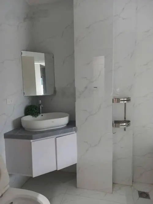 Thang máy, phân lô mặt phố, kinh doanh cực vượng