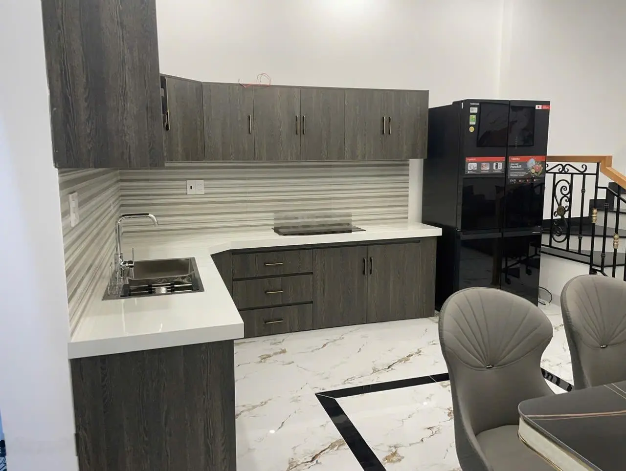 SIÊU PHẨM ĐẸP NHẤT View công viên đẹp như tranh, nội thất nhập 100%, 80m2, 3 tầng mới keng