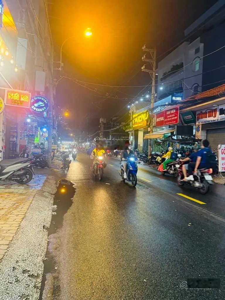Mặt tiền Ba Vân, 4 tầng, khu kinh doanh sầm uất, siêu HOT, nhà mới, vào ở ngay