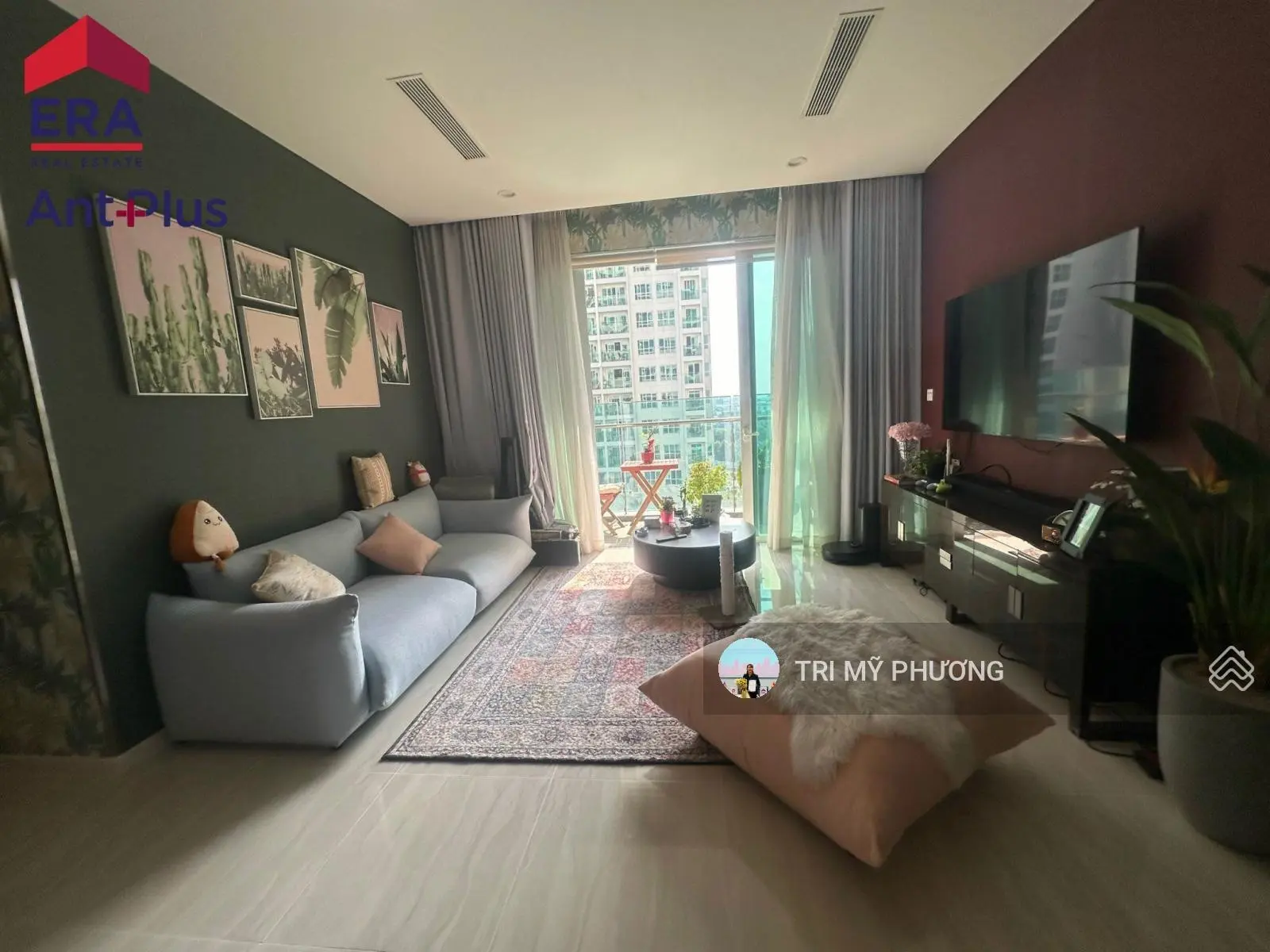 Bán căn hộ 3PN, rộng 120m2 + full nội thất Vintage