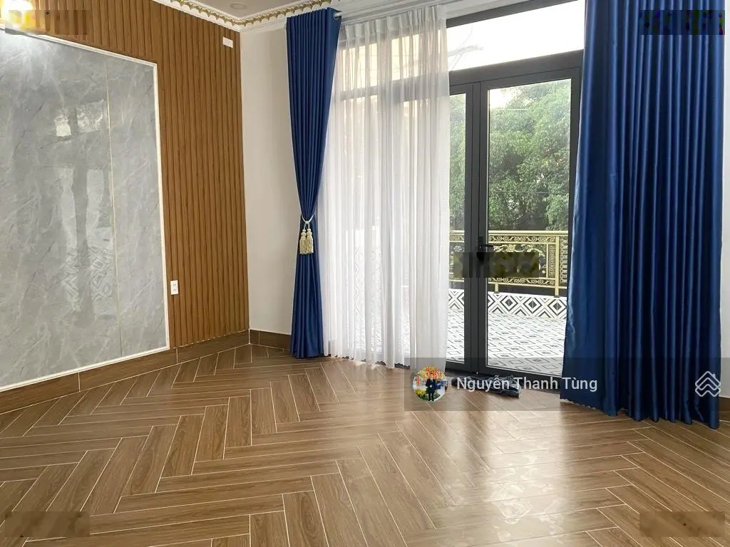 Bán nhà Mặt tiền đường 12m Tân Thới Hiệp Quận 12 - 5 Tầng, 100m2, ngang 5m hiếm, trang bị thang máy
