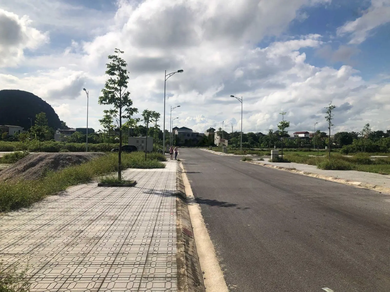CHÍNH CHỦ CẦN BÁN GẤP LÔ LK 100M2, MB 1851 ĐÔNG CƯƠNG, FULL SỔ ĐỎ, KHÔNG PHẢI XÂY