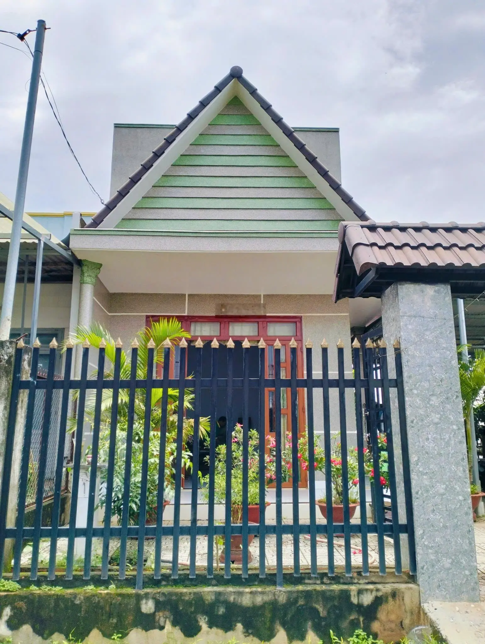 Bán nhà Trảng Bom 1 trệt 1 lầu (313,7m2) 4 phòng ngủ liền kề trường học các cấp