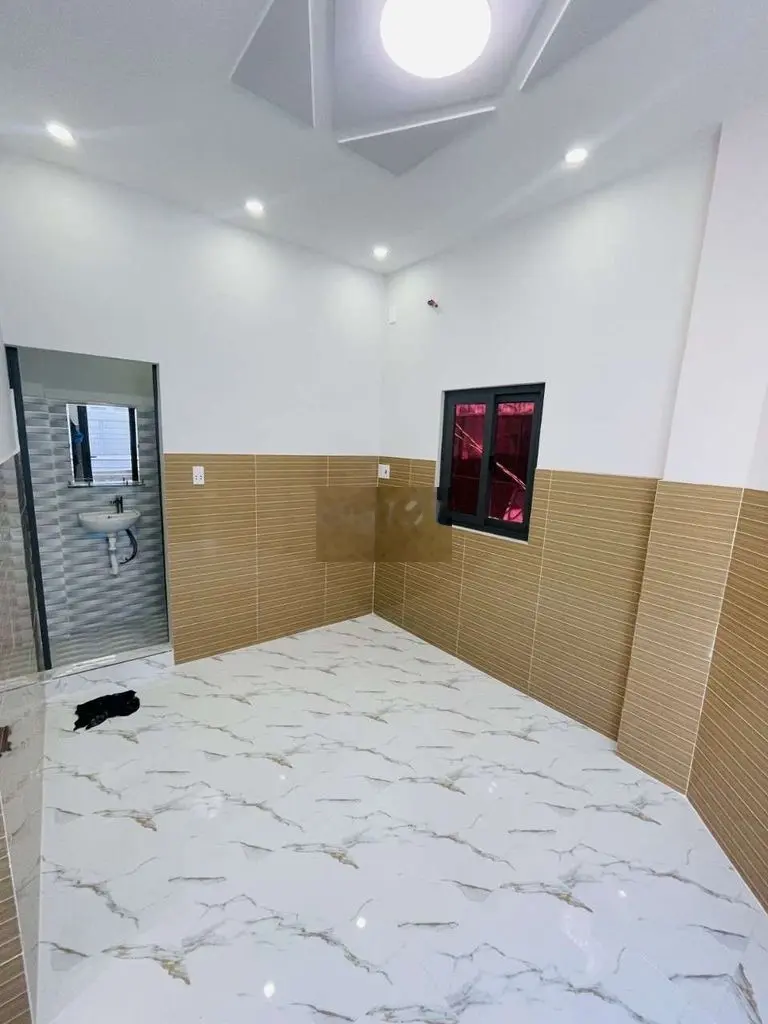 2 MT HẺM THÔNG - NHÀ MỚI