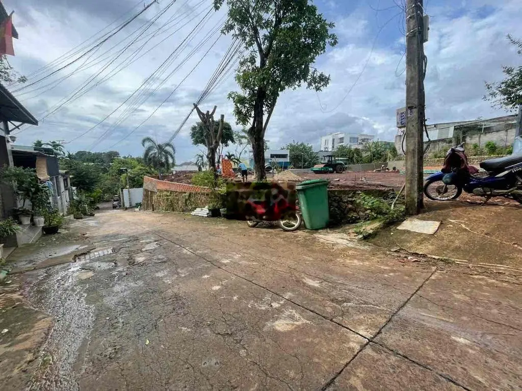 Bán dãy trọ 4 phòng gác lửng hẻm đỗ xuân hợp - tân lợi - dòng tiền ổn