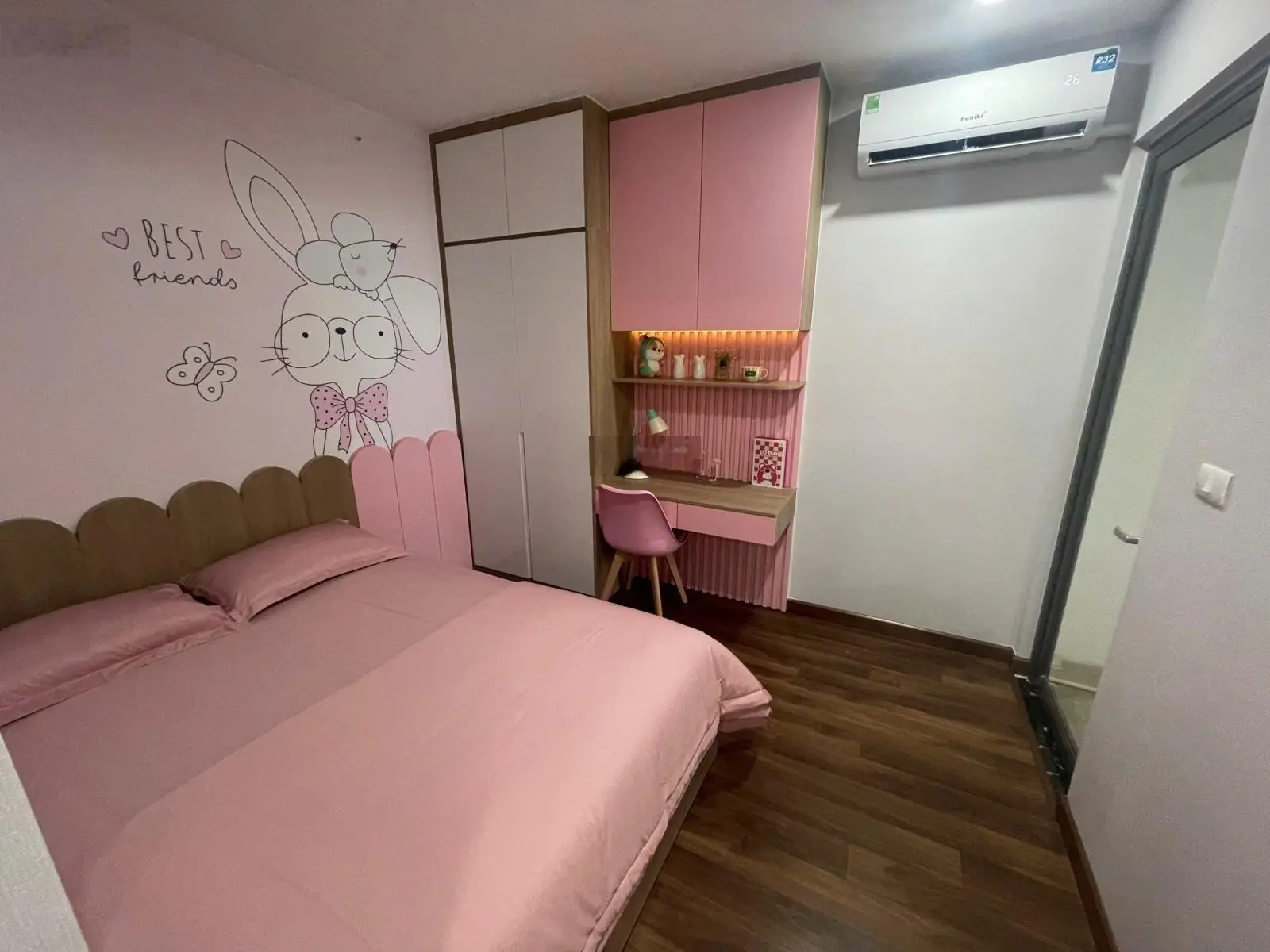 Bán căn góc 3PN 82m2 giá 1 tỷ 730, nhà mới sổ đỏ lâu dài cho thuê 10 - 11tr/tháng. Có hỗ trợ vay