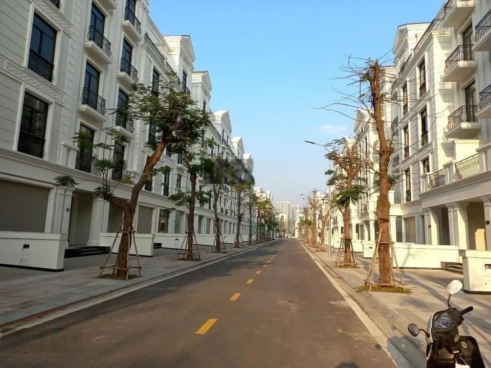 Kẹt tiền - cần bán cắt lỗ 5 tỷ căn nhà phố 5,5 tầng tại Vinhomes Grand Park - Q9 Thủ Đức