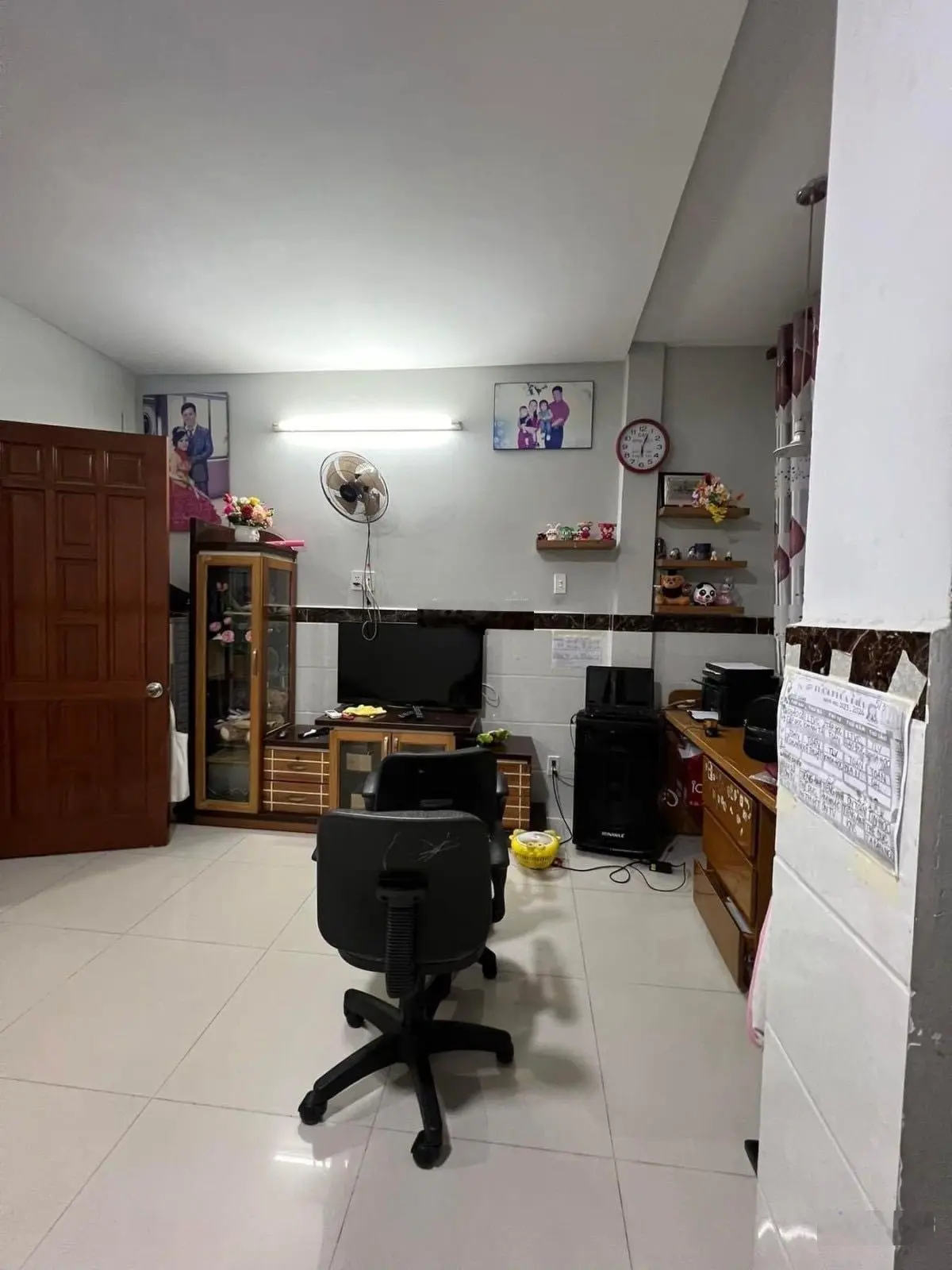 Ngon, hẻm ô tô thông gần Tân Kỳ Tân Quý, 50m2, 3 tầng, 4 phòng đúc thật, chủ gấp bán, giá tốt