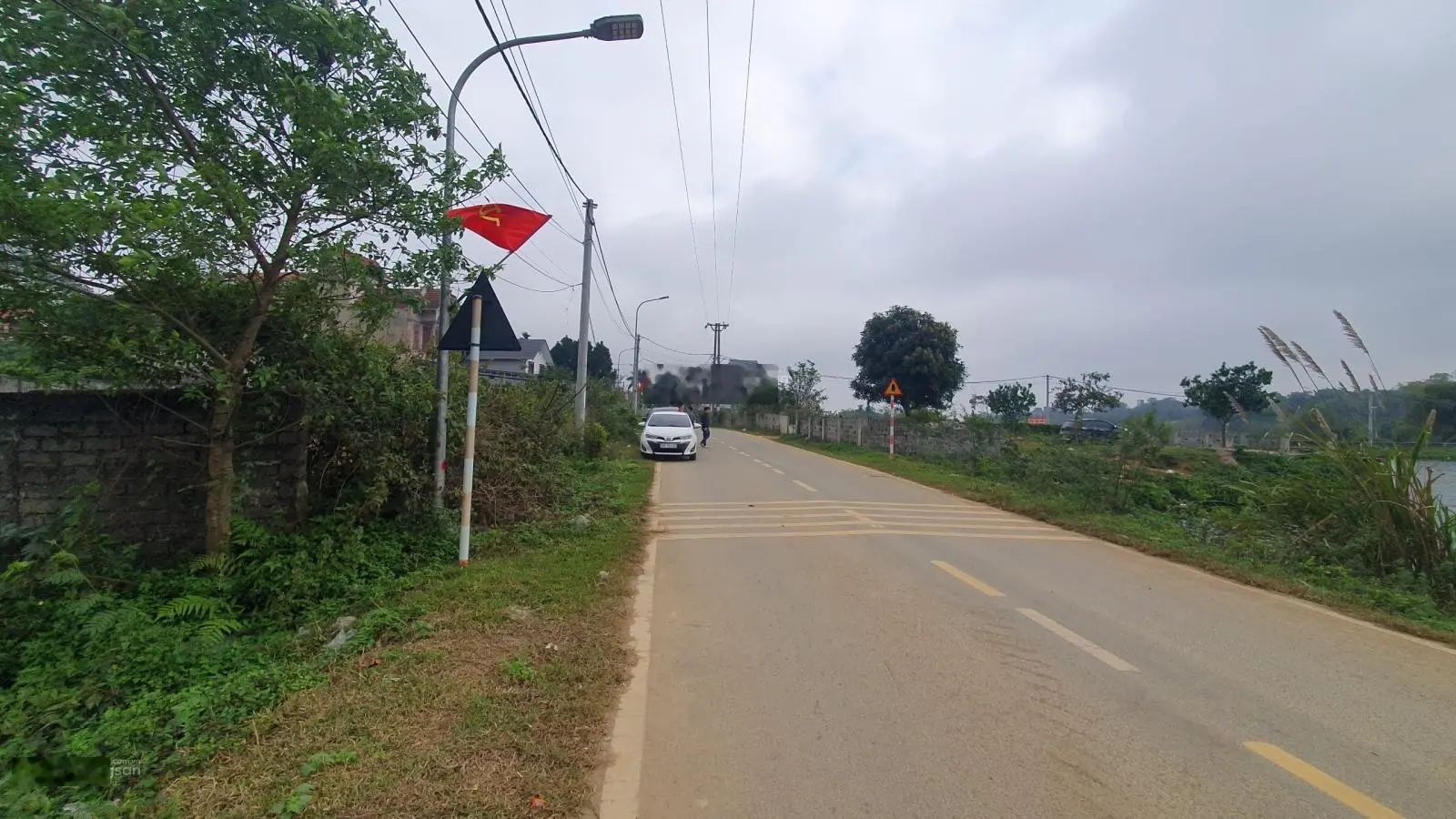 Bán đất diện tích 761m2 trục chính đường Phú Mãn, Quốc Oai