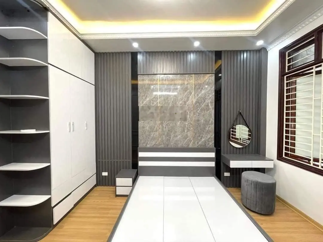Chính chủ bán nhanh căn hộ CC TP Giao Lưu, 82m2, 3 ngủ, giá chỉ 3,8 tỷ.