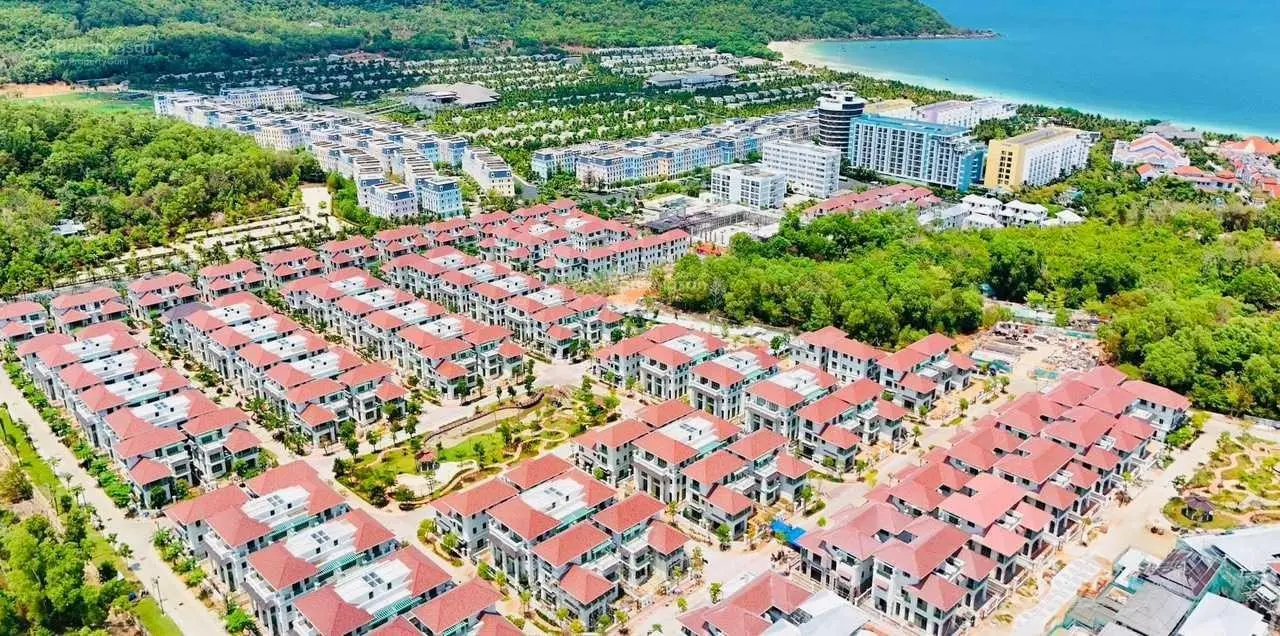 Bán cắt lỗ tứ lập trực diện công viên chỉ 14 tỷ, gia lộc mạnh cho khách thiện chí, 0365 729 ***