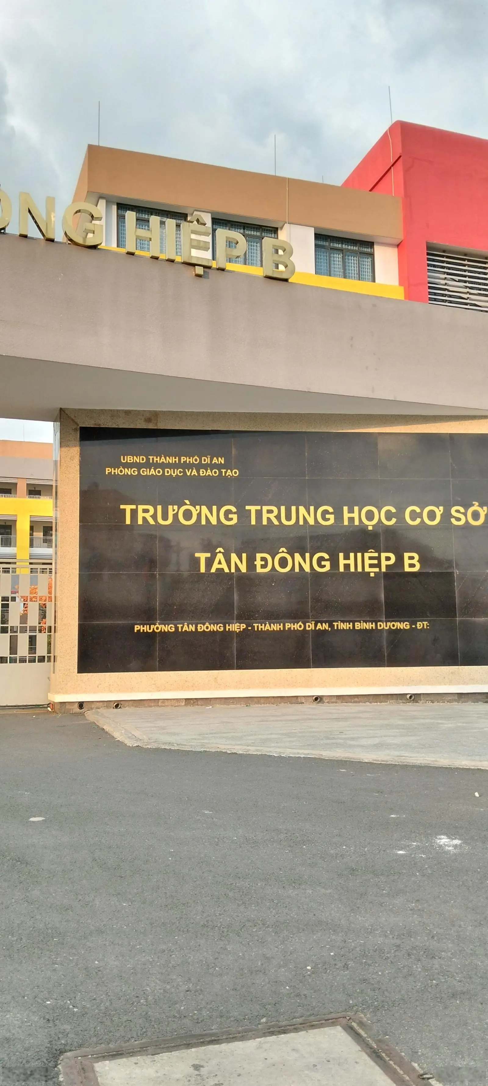 Cần bán Gấp giá đẹp 2LẦU ,500m Ra chợ ngã tư Chiêu Liêu, trường học các cấp phường Tân Đông hiệp,..