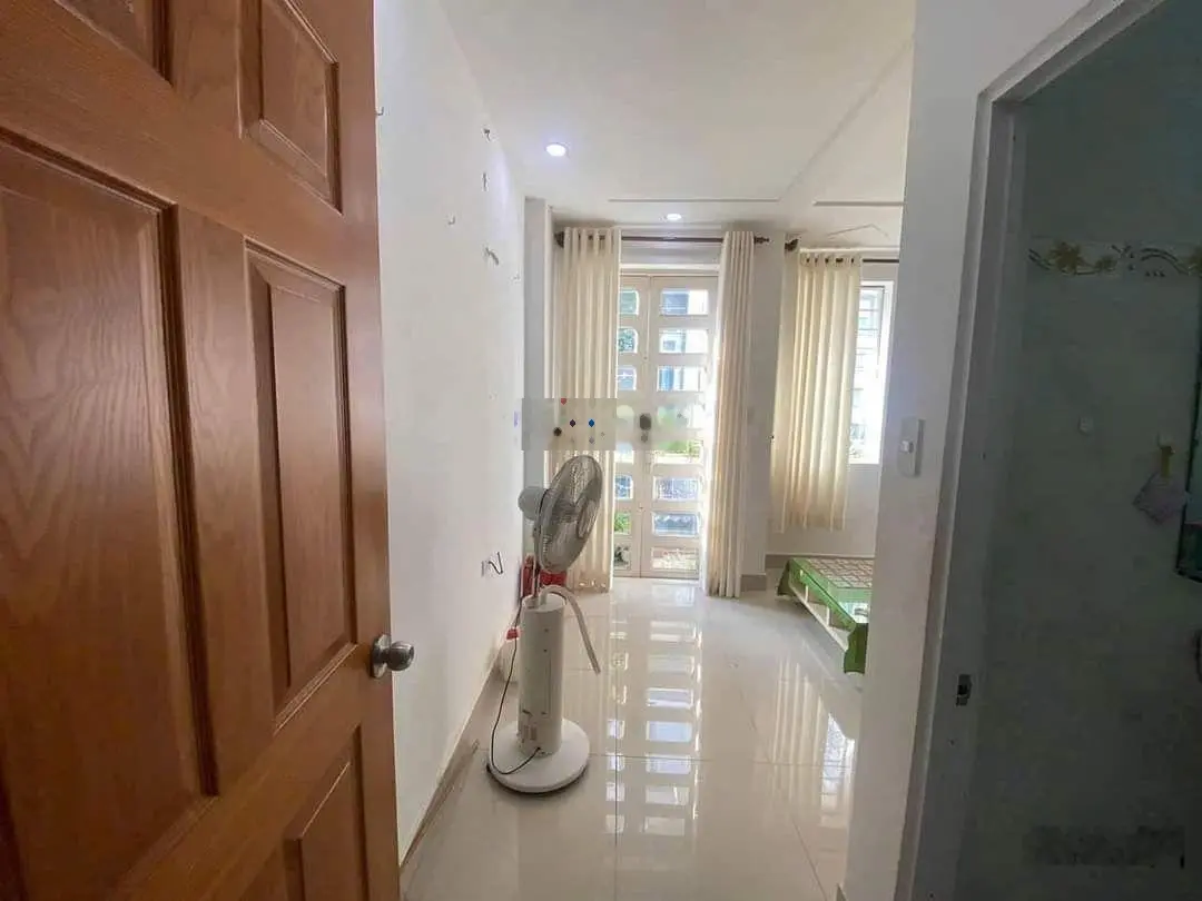 Nhà siêu phẩm vừa mới ra lò ngay đường Tân Liêm, Bình Chánh với giá đang ngợp 2 tỷ 650, SHR