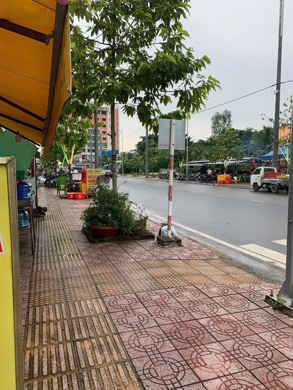 Cần bán gấp nền đất ngay phường 3 thành phố Vĩnh Long, chỉ 15tr/m2. Liên hệ: 0938 095 ***