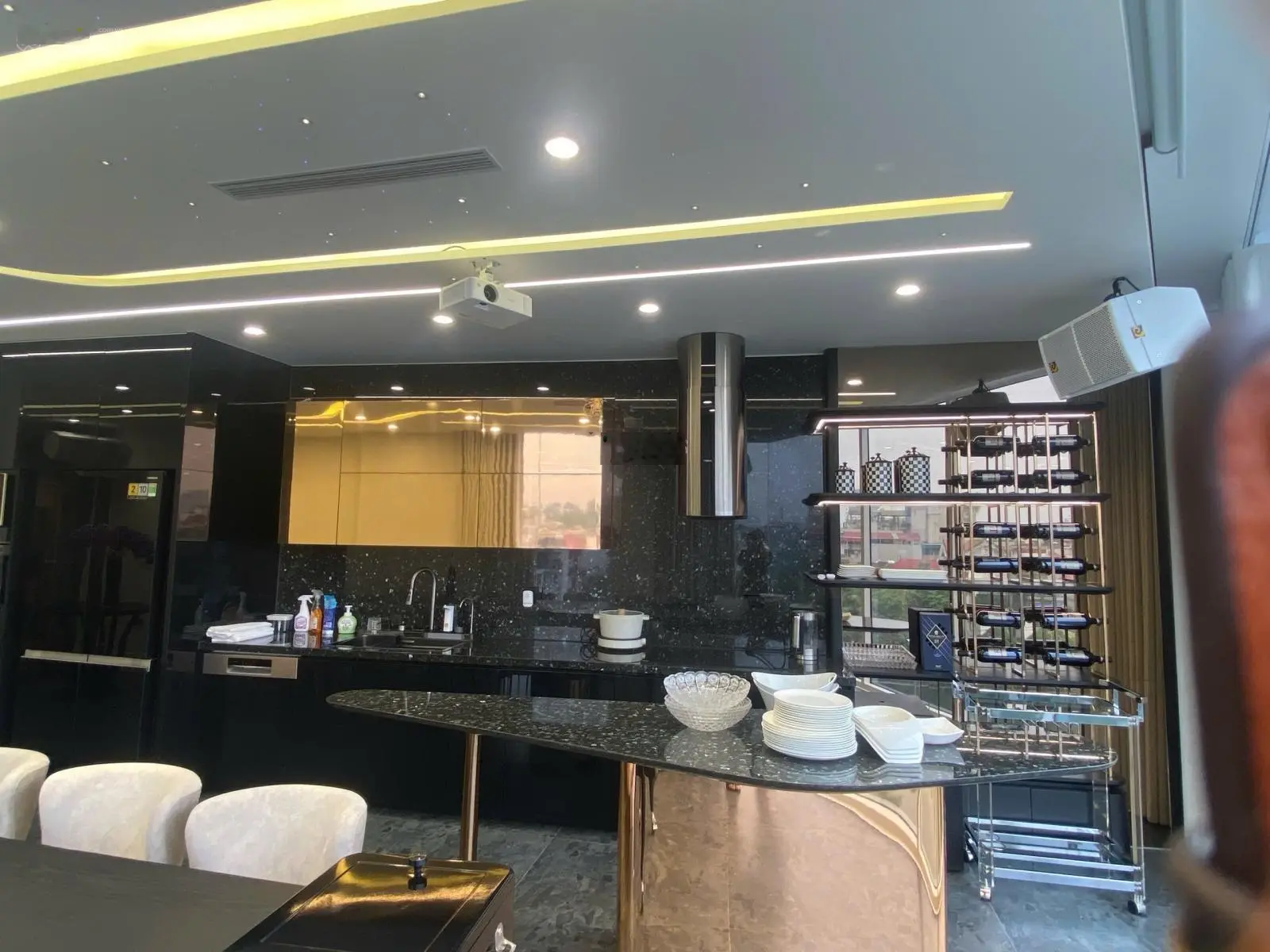 Siêu hiếm # đẹp không thể đẹp hơn kinh doanh đỉnh - nhà mặt phố # mặt hồ # ô
