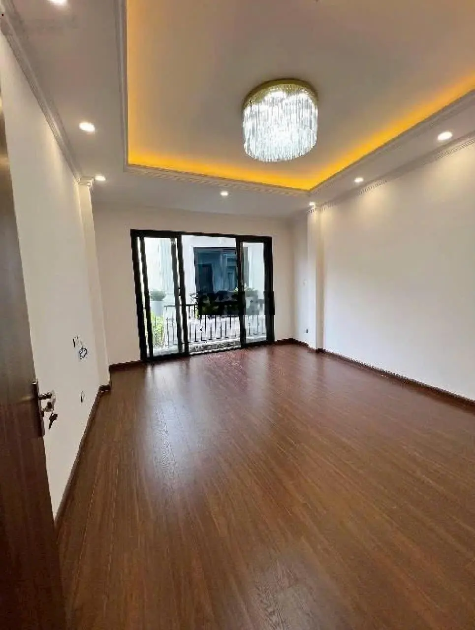 Nhà mới đẹp thiết kế hiện đại ở sướng, Full nội thất, nằm gần TTTM Aeon 150m, Quận Long Biên