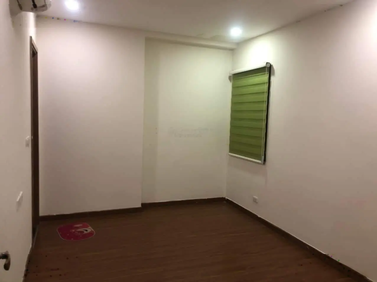 Cần bán cc Rose Town 79 Ngọc Hồi - Hoàng Liệt - Hoàng Mai 89m2, 2PN + 1, đồ CB, 4 tỷ