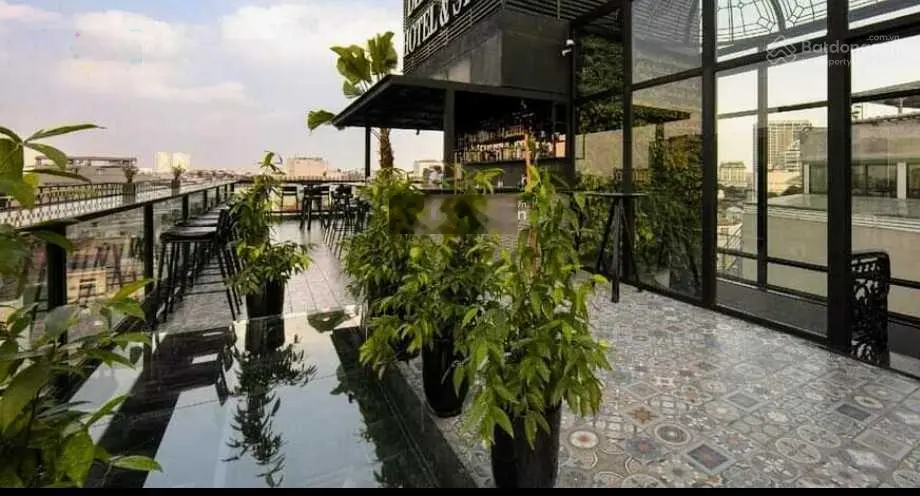 BÁN TÒA NHÀ 110M2 9 TẦNG MẶT HỒ TÂY, DOANH THU CAO, CỨC KỲ HIẾM, GIÁ 53 TỶ