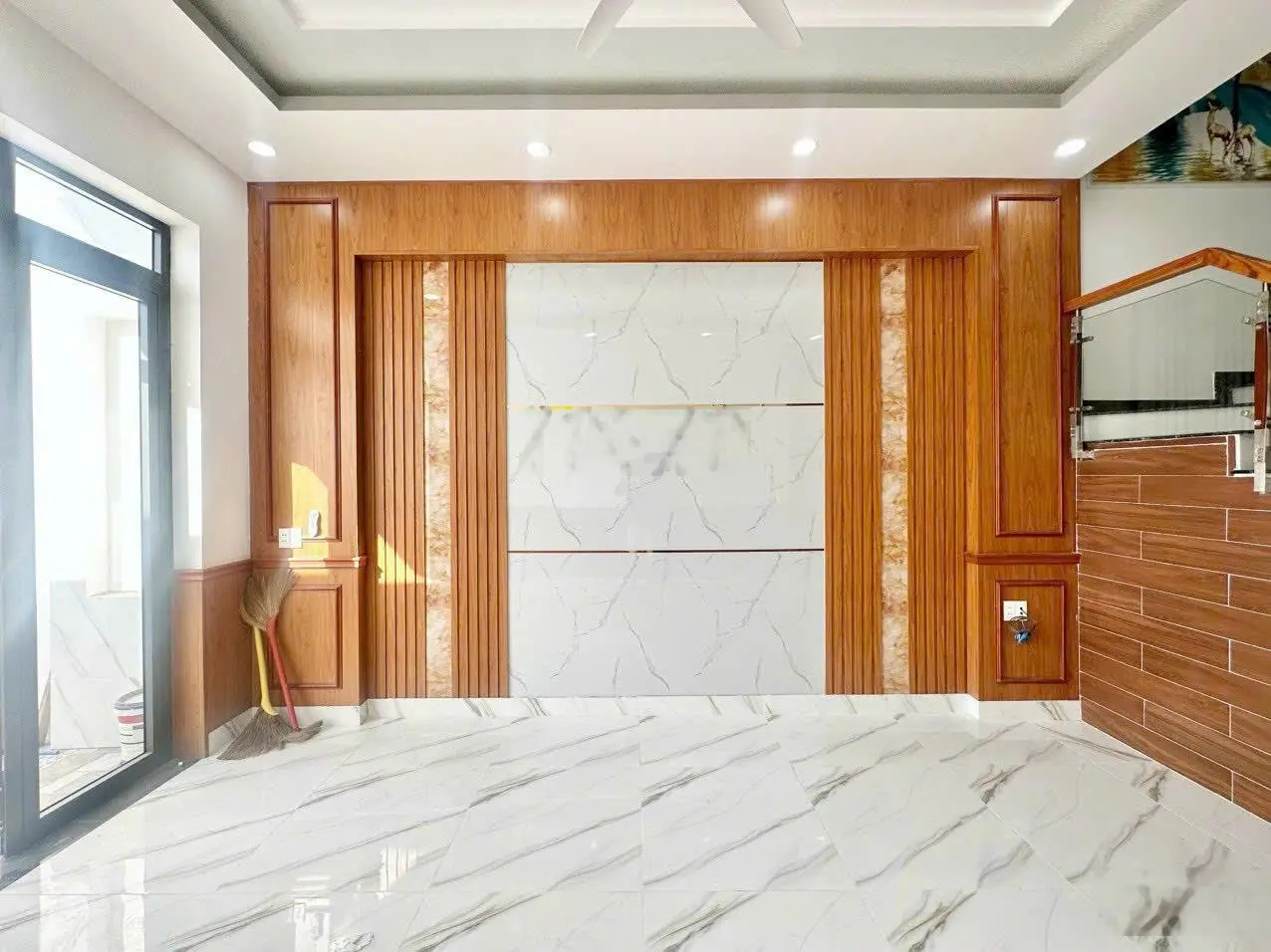 Chủ gởi bán nhà đã hoàn công mặt tiền kinh doanh đường Huỳnh Mẫn Đạt P. Hóa An, DT 84,5m2, sổ riêng